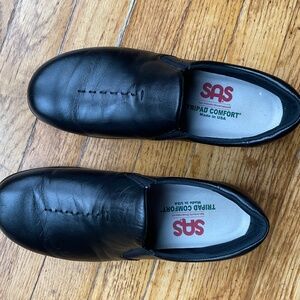 "Viva" Black SAS slip on Women's walking shoes